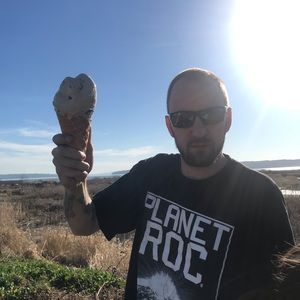 Meet your Posher, Bobby